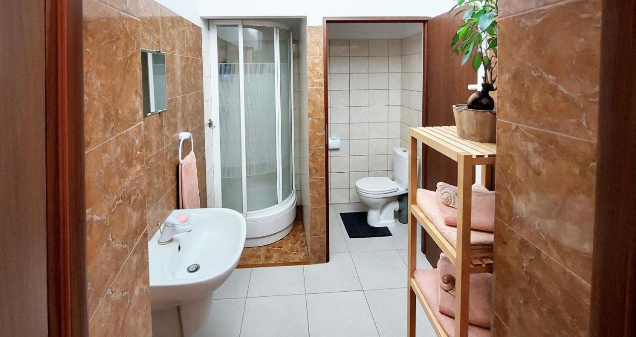 Apartamenty Gorki Male Tuszyn Eksteriør bilde