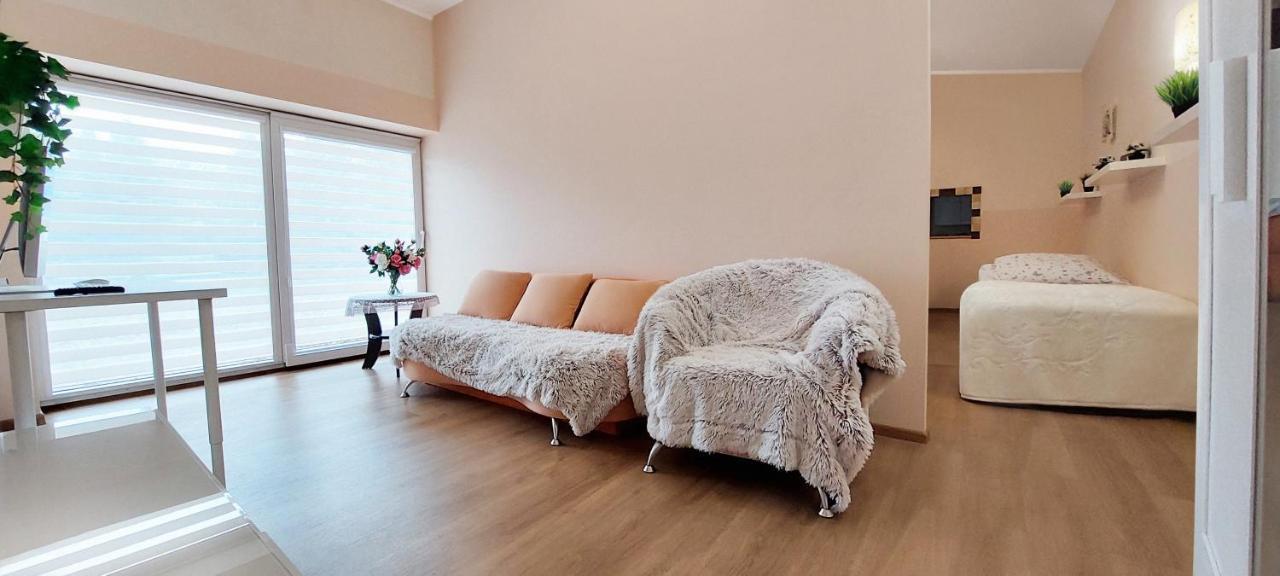 Apartamenty Gorki Male Tuszyn Eksteriør bilde