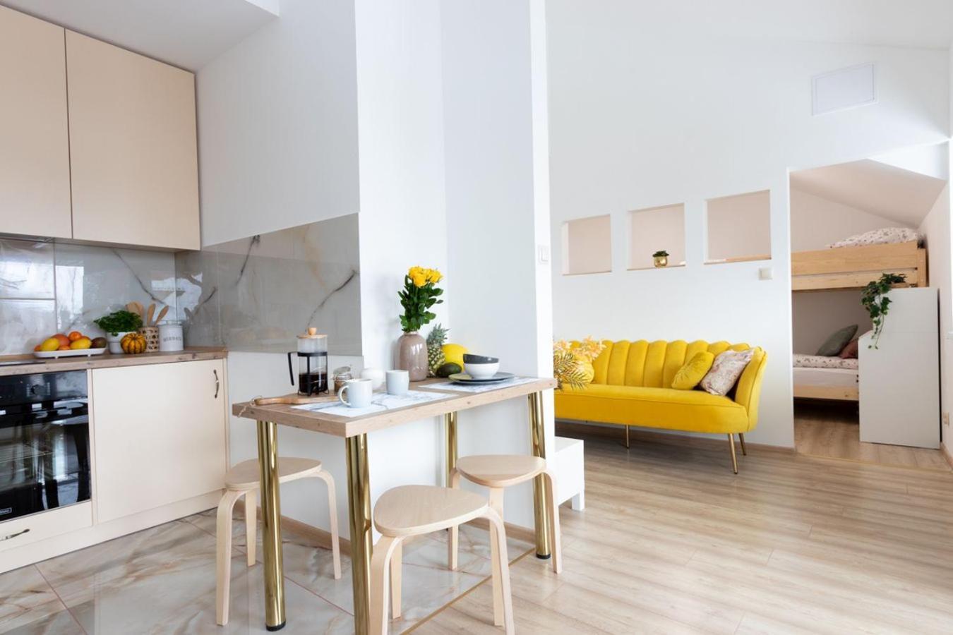 Apartamenty Gorki Male Tuszyn Eksteriør bilde