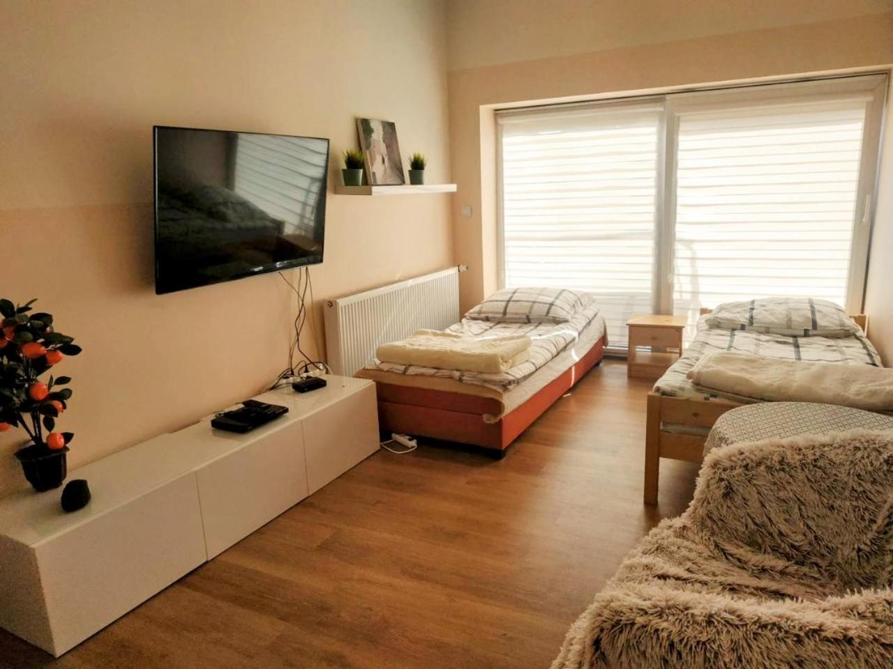 Apartamenty Gorki Male Tuszyn Eksteriør bilde