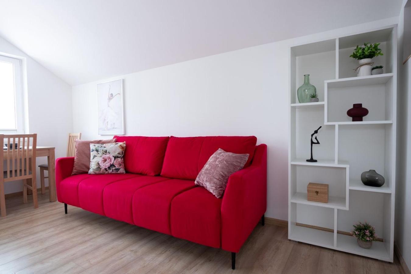 Apartamenty Gorki Male Tuszyn Eksteriør bilde