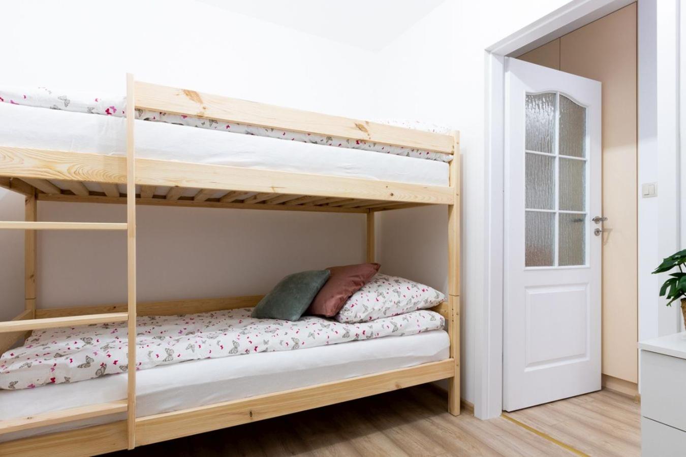 Apartamenty Gorki Male Tuszyn Eksteriør bilde